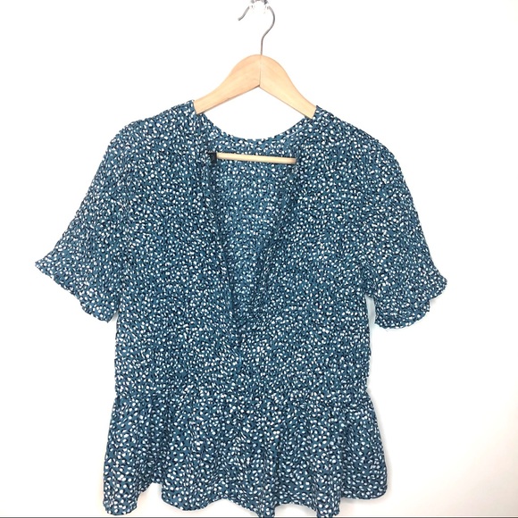 🆕 Ann Taylor Fiesta Dot Smocked Peplum Ruffle Top - Picture 5 of 14